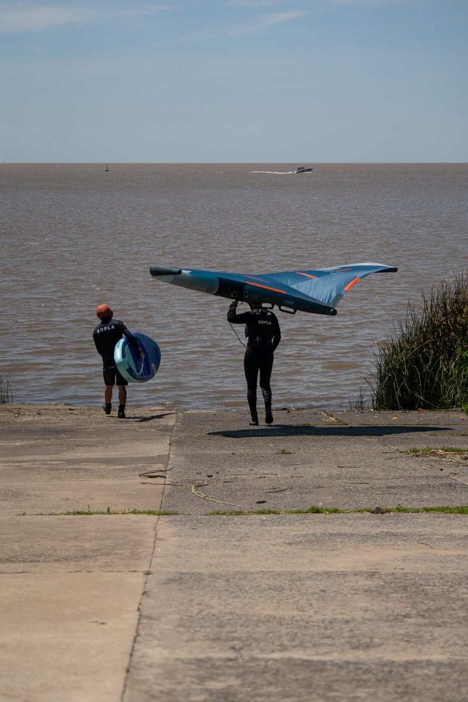 Wingfoil SOPLA yendo al agua